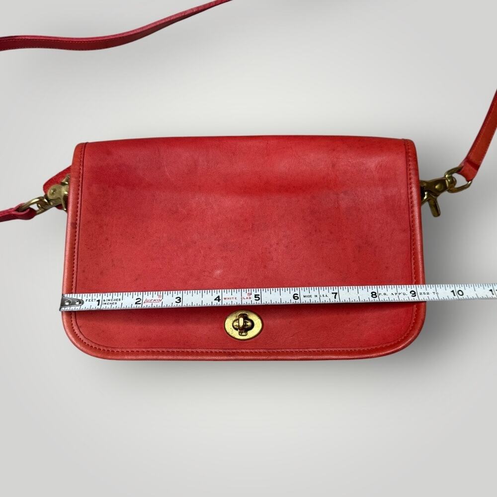 Vintage Coach Pocket Purse Crossbody Bag Red Made In USA 80's - Picture 15 of 16